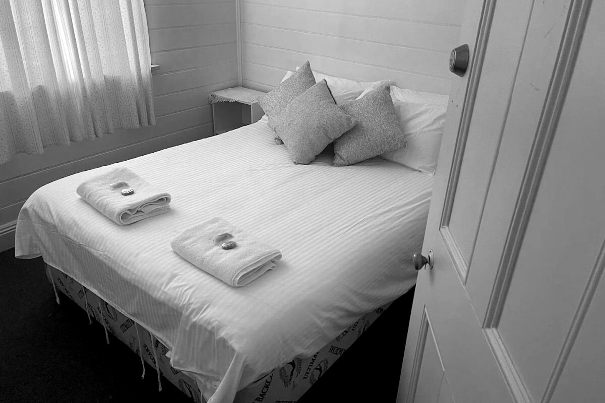 Double room at the Club Hotel, Emmaville